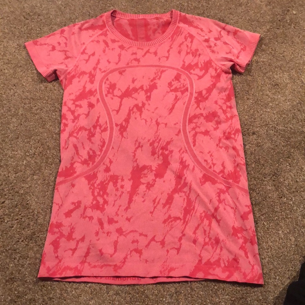 LULULEMON Short Sleeve TShirt